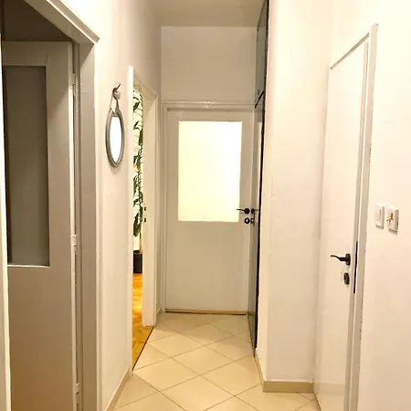 Marija 1 Apartment *